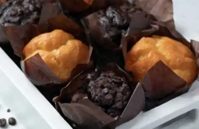 Маффины Ванильные и Шоколадные (10 шт.)